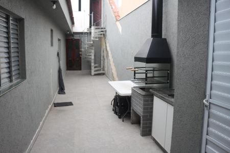 Casa para alugar com 275m², 3 quartos e 2 vagasQuintal