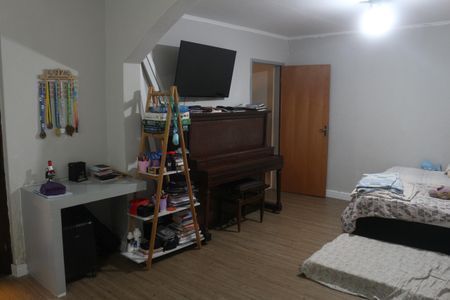 Casa para alugar com 275m², 3 quartos e 2 vagasQuarto 2