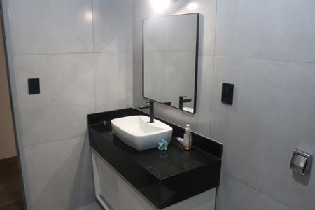 Casa para alugar com 275m², 3 quartos e 2 vagasBanheiro