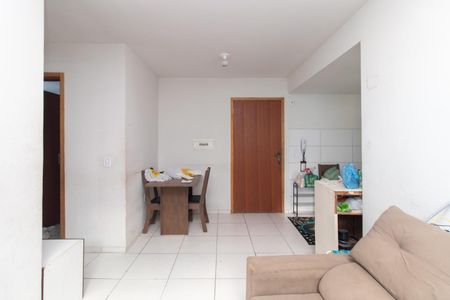 Sala de apartamento para alugar com 2 quartos, 50m² em Chapéu do Sol, Porto Alegre