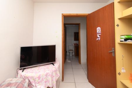 Quarto 1 de apartamento para alugar com 2 quartos, 50m² em Chapéu do Sol, Porto Alegre