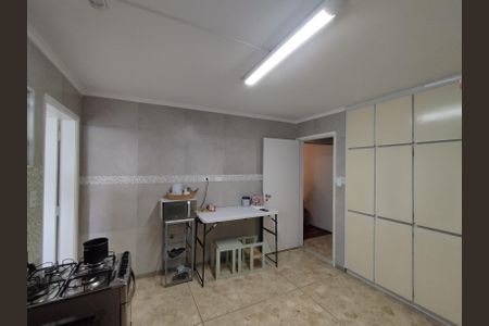Apartamento à venda com 156m², 3 quartos e 2 vagasCozinha - Armários
