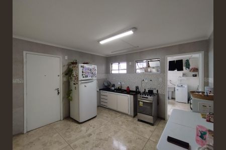 Apartamento à venda com 156m², 3 quartos e 2 vagasCozinha - Armários
