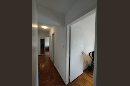 Apartamento à venda com 156m², 3 quartos e 2 vagasCorredor