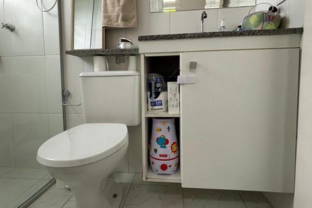 Apartamento à venda com 56m², 2 quartos e 1 vagaBanheiro da Suíte 