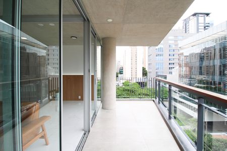 Studio para alugar com 64m², 1 quarto e 2 vagasVaranda