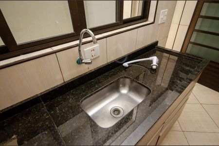 Casa para alugar com 140m², 3 quartos e 2 vagasCozinha