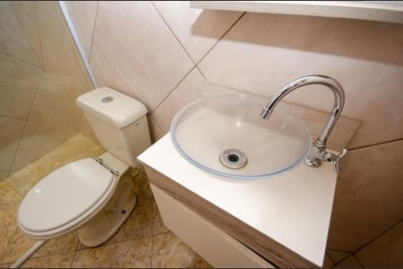 Casa para alugar com 140m², 3 quartos e 2 vagasSuíte - banheiro