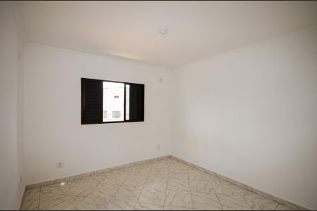 Casa para alugar com 140m², 3 quartos e 2 vagasSuíte