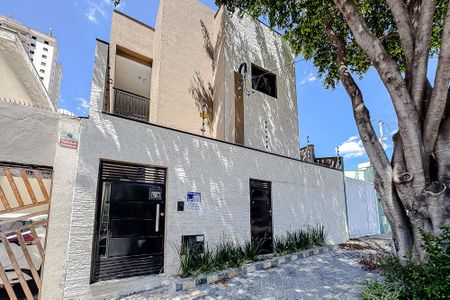 Apartamento para alugar com 35m², 2 quartos e sem vaga Apartamento para alugar com 35m², 2 quartos e sem vagaFachada