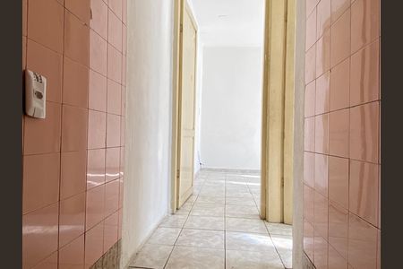 Corredor de casa para alugar com 2 quartos, 50m² em Pestana, Osasco