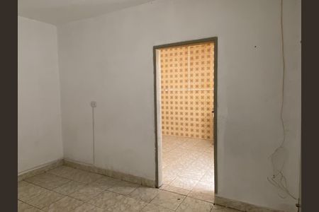 Casa para alugar com 50m², 2 quartos e sem vaga Casa para alugar com 50m², 2 quartos e sem vagaSala