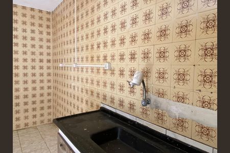 Casa para alugar com 50m², 2 quartos e sem vaga Casa para alugar com 50m², 2 quartos e sem vagaCozinha