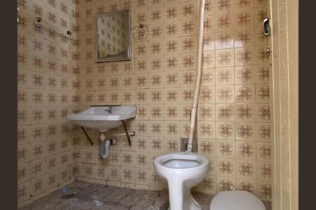 Casa para alugar com 50m², 2 quartos e sem vaga Casa para alugar com 50m², 2 quartos e sem vagaBanheiro