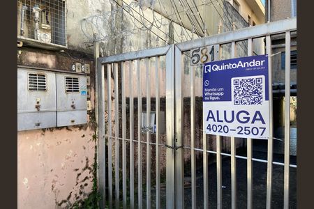 Fachada de casa para alugar com 2 quartos, 50m² em Pestana, Osasco
