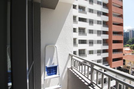 Varanda de kitnet/studio à venda com 1 quarto, 26m² em Vila Nova Conceição, São Paulo