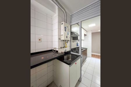 Apartamento à venda com 65m², 3 quartos e 1 vagaÁrea de Serviço