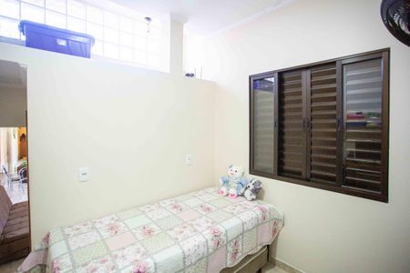 Casa à venda com 200m², 3 quartos e 4 vagasQuarto 3