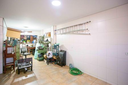 Casa à venda com 200m², 3 quartos e 4 vagasSalâo