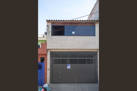 Casa à venda com 200m², 3 quartos e 4 vagasFachada