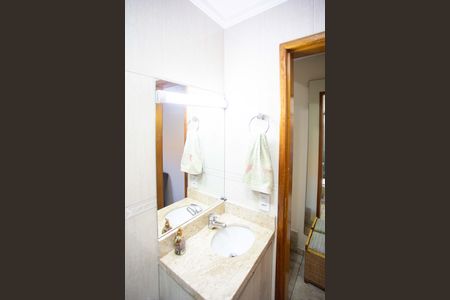 Casa à venda com 200m², 3 quartos e 4 vagasBanheiro 1