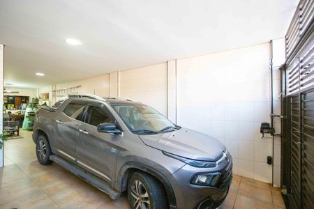 Casa à venda com 200m², 3 quartos e 4 vagasGaragem