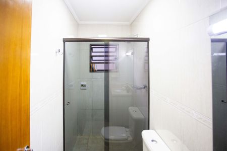 Casa à venda com 200m², 3 quartos e 4 vagasBanheiro 1
