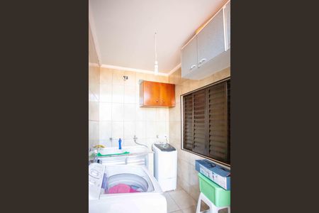 Casa à venda com 200m², 3 quartos e 4 vagasÁrea de Serviço