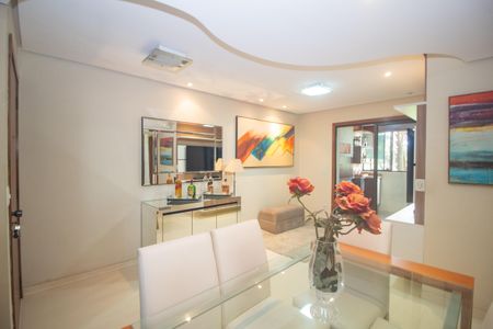 Apartamento à venda com 78m², 3 quartos e 2 vagasSala