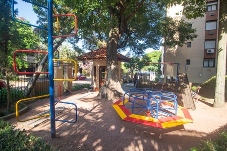 Apartamento à venda com 78m², 3 quartos e 2 vagasÁrea comum - Playground