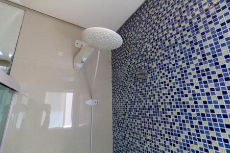 Casa à venda com 170m², 3 quartos e 3 vagasBanheiro 2