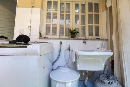 Casa à venda com 170m², 3 quartos e 3 vagasÁrea de Serviço