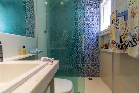 Casa à venda com 170m², 3 quartos e 3 vagasBanheiro 2