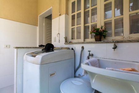 Casa à venda com 170m², 3 quartos e 3 vagasÁrea de Serviço