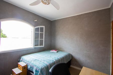 Casa à venda com 193m², 3 quartos e 6 vagasQuarto 3