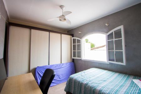 Casa à venda com 193m², 3 quartos e 6 vagasQuarto 3