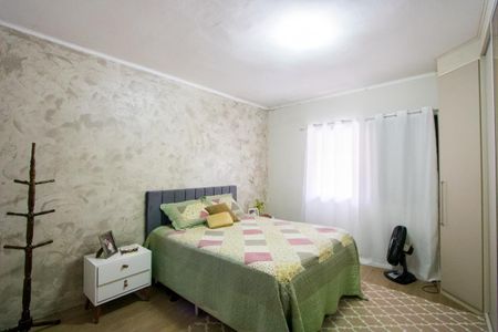 Casa à venda com 193m², 3 quartos e 6 vagasQuarto 1 - Suíte