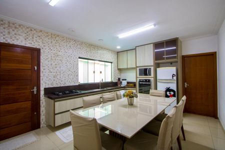 Casa à venda com 193m², 3 quartos e 6 vagasCozinha