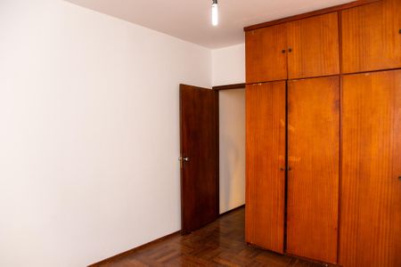 Casa à venda com 200m², 3 quartos e 4 vagasQuarto 1
