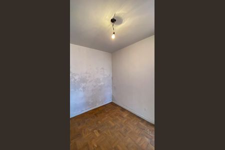 Casa à venda com 200m², 3 quartos e 4 vagasQuarto de Serviço