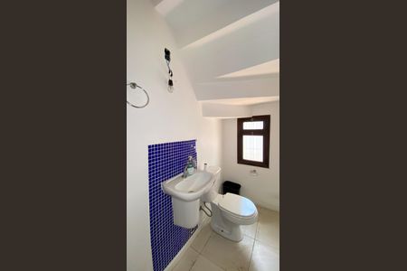 Casa à venda com 200m², 3 quartos e 4 vagasLavabo