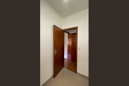 Casa à venda com 200m², 3 quartos e 4 vagasBanheiro 2