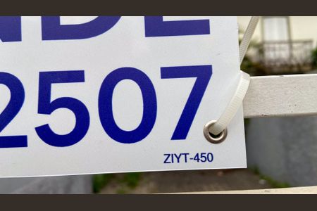 Casa à venda com 200m², 3 quartos e 4 vagasFachada