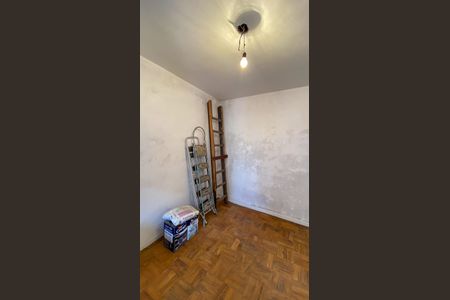 Casa à venda com 200m², 3 quartos e 4 vagasQuarto de Serviço