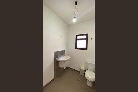 Casa à venda com 200m², 3 quartos e 4 vagasBanheiro 2