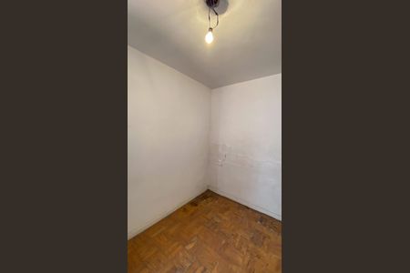 Casa à venda com 200m², 3 quartos e 4 vagasQuarto de Serviço