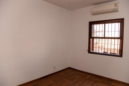 Casa à venda com 200m², 3 quartos e 4 vagasQuarto 1