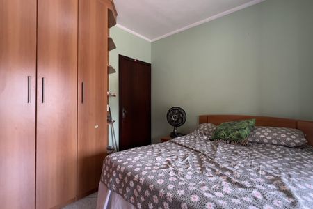 Casa à venda com 105m², 2 quartos e 2 vagasQuarto 2