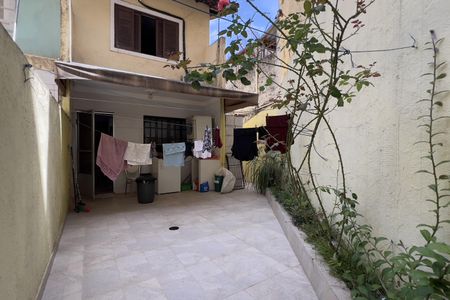 Casa à venda com 105m², 2 quartos e 2 vagasÁrea de Serviço