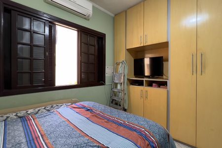 Casa à venda com 105m², 2 quartos e 2 vagasQuarto 1